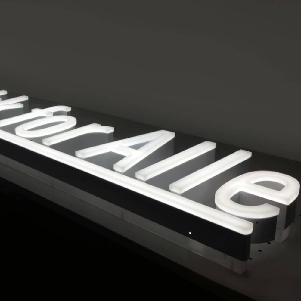 Modèle 08 — réalisation